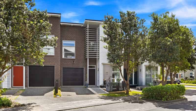 76 Bomb Point Drive, Hobsonville