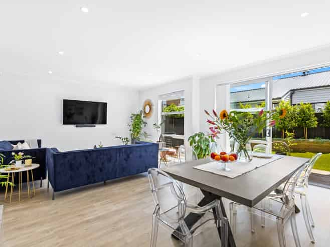 76 Bomb Point Drive, Hobsonville