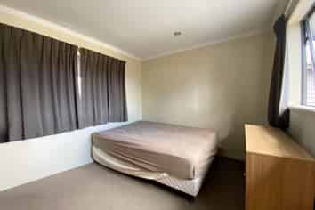 2/34 Fifth Avenue, Enderley