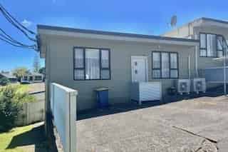 3/53A Pleasant Road, Glen Eden