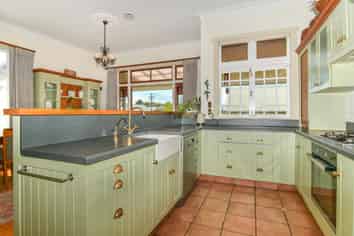 145 Russell Street, Westport