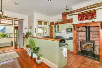 145 Russell Street, Westport