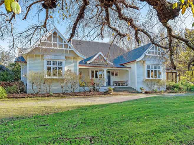 648 Homewood Road, Homewood