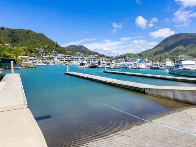 4a Surrey Street, Picton