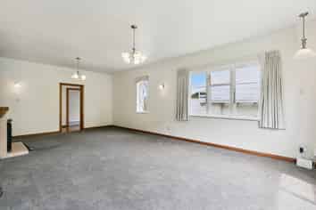 18 Sunshine Avenue, Karori