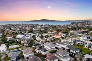 24 Tarawera Terrace, St Heliers