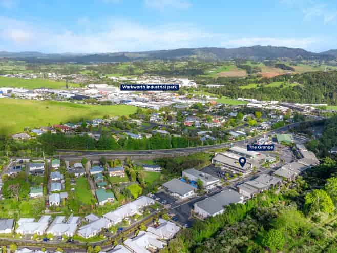 Secure national tenant with built-in rental growth