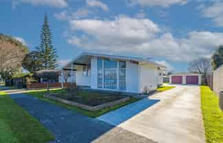 4 John F Kennedy Drive, Milson