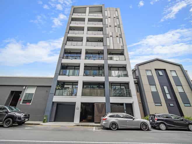 1003/6 Dock Street, Auckland Central