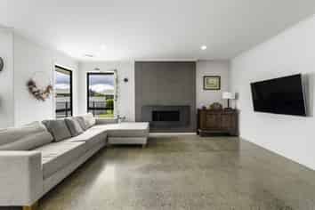 6 Moemoea Place, Cambridge