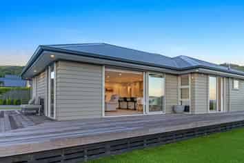 29 Knowles Crescent, Kaikoura