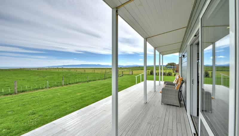 5 Surrey Street, Orepuki