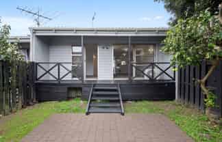 4/25-A Vine Street, Mangere East