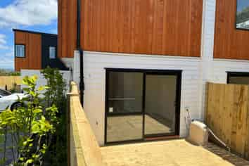 Auckland - Address withheld