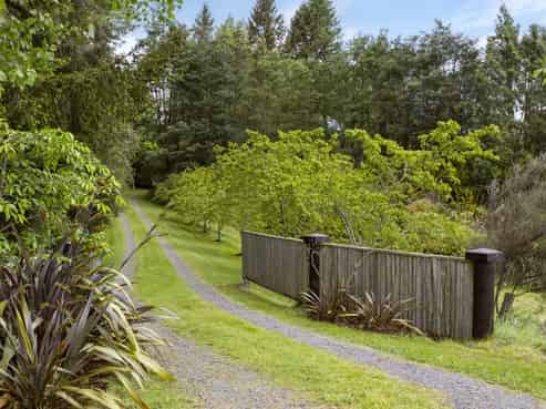 365 Whangamata Road, Kinloch