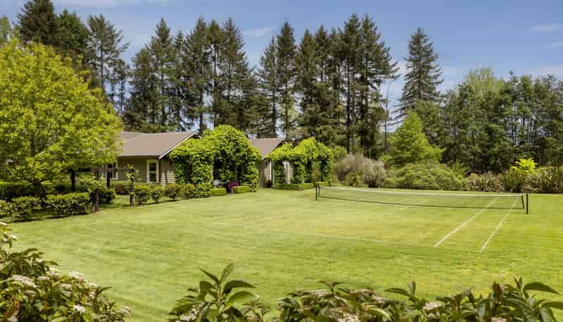 365 Whangamata Road, Kinloch