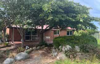 40 Roger Street, Hinds