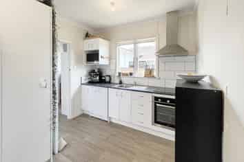 20 Brightwater Terrace, Terrace End