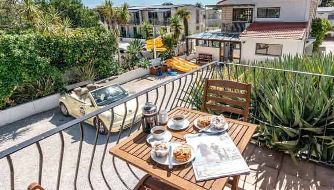 1B/3-7 Fourth Avenue, Onetangi