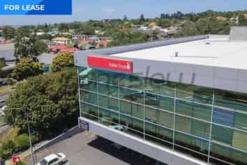 Greenlane Central Office 266m2 with car parks