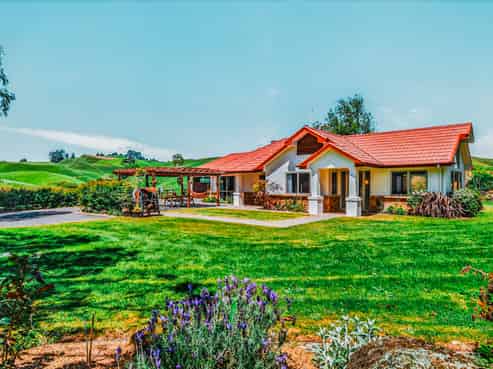 1637A State Highway 30, Horohoro