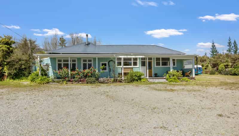 2/831 Fairdown Road, Westport