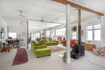 2/831 Fairdown Road, Westport