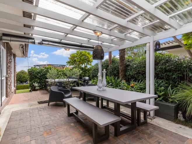 Auckland - Address withheld