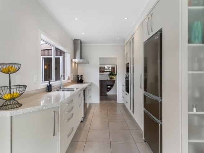 Auckland - Address withheld