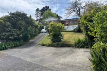 30 Heathcote Road, Castor Bay