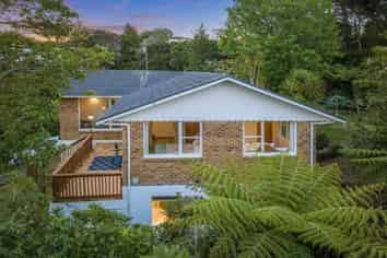 30 Heathcote Road, Castor Bay