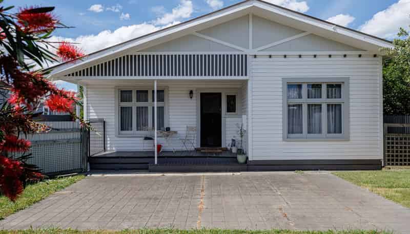 707 Frederick Street, Mahora