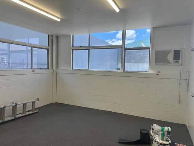 CBRE | Refurbished Warehouse + Yard