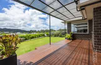 96 Pohutukawa Parade, Riverhead