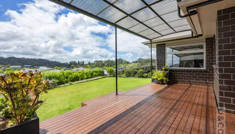 96 Pohutukawa Parade, Riverhead