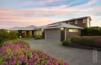 96 Pohutukawa Parade, Riverhead