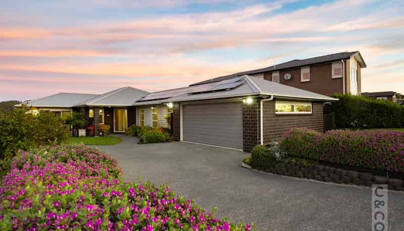 96 Pohutukawa Parade, Riverhead