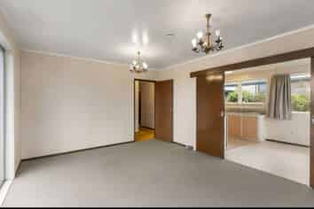 51 Easton Park Parade, Glenfield