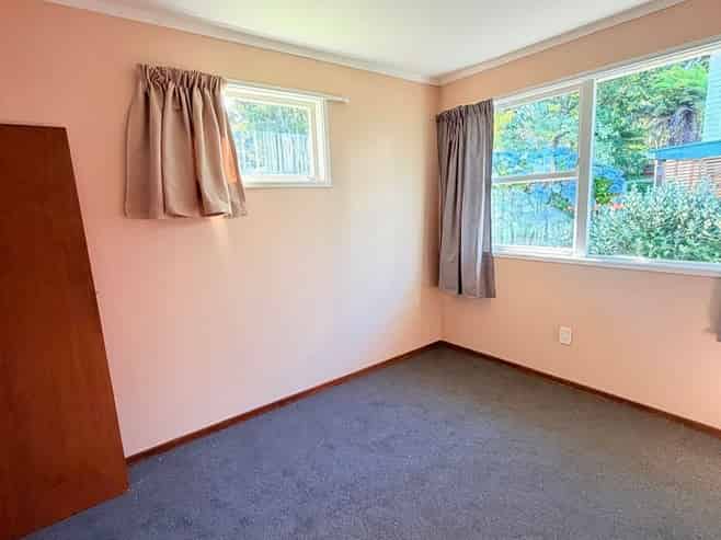 51 Easton Park Parade, Glenfield