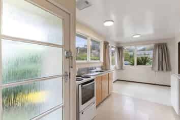 51 Easton Park Parade, Glenfield