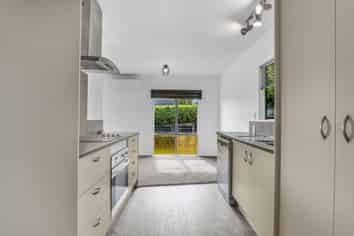 43 Resolution Road, Welcome Bay