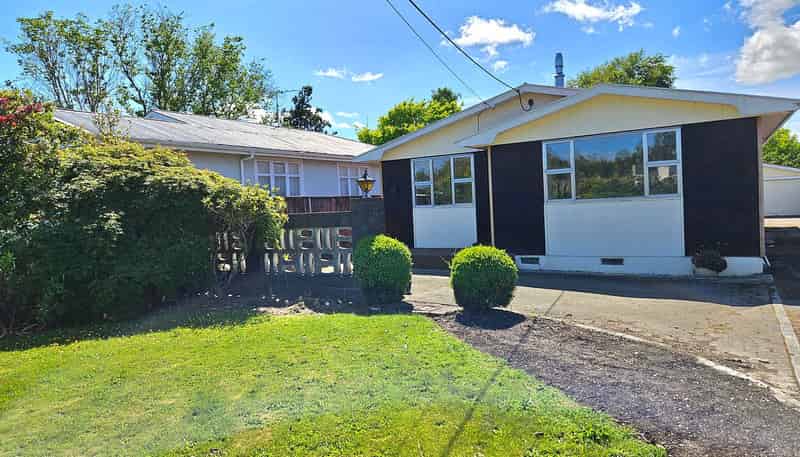 10 Lansdowne Crescent, Lansdowne