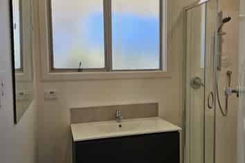 10 Lansdowne Crescent, Lansdowne