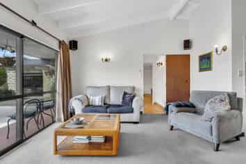 64 Auckland Road, Greenmeadows