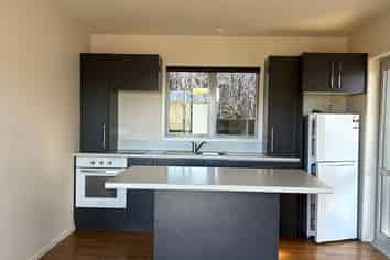 3/50 Queens Road, Glen Avon