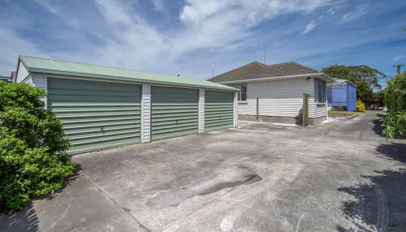 245 Breezes Road, Aranui