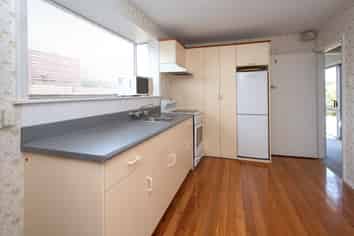 245 Breezes Road, Aranui