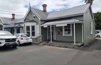 Character Office, 8 Parks & Workshop/Storage