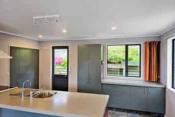 B/24 Solway Street, Oamaru