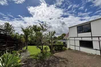 145 Arran Rd, Browns Bay